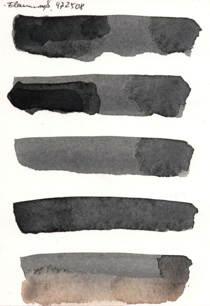 Kremer akvarel - pec černá (plast, 3 x 1,8 x 1 cm)
